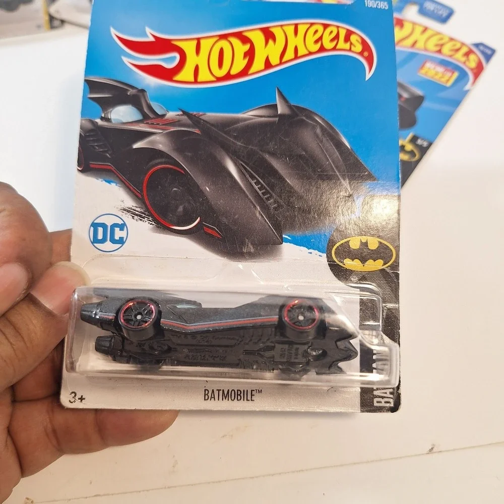 Hot Wheels Batman 5 Cars Not Perfect